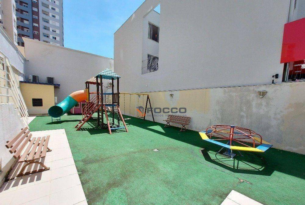 Apartamento à venda com 3 quartos, 131m² - Foto 9