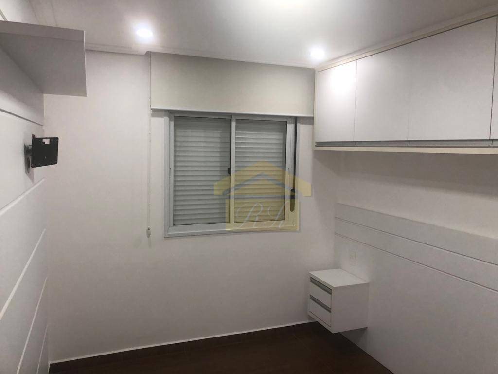 Apartamento à venda com 2 quartos, 40m² - Foto 21