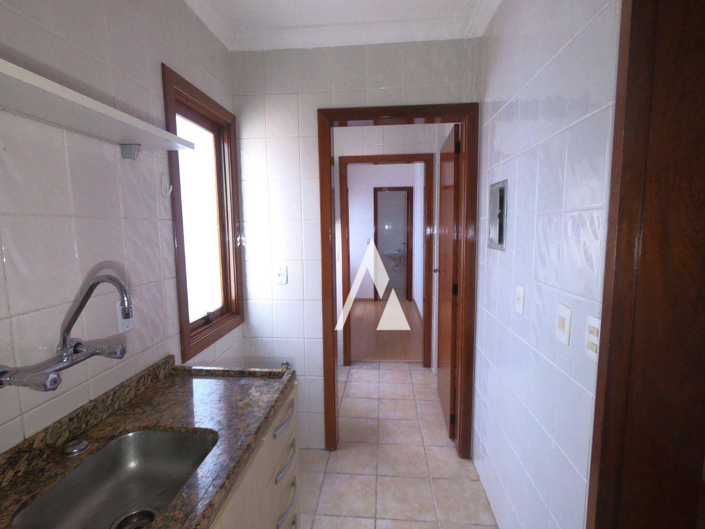 Apartamento para alugar com 2 quartos, 75m² - Foto 29