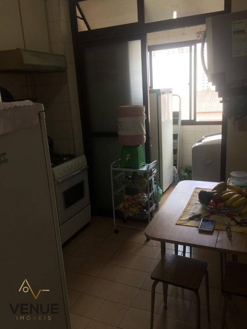 Apartamento à venda com 3 quartos, 70m² - Foto 7