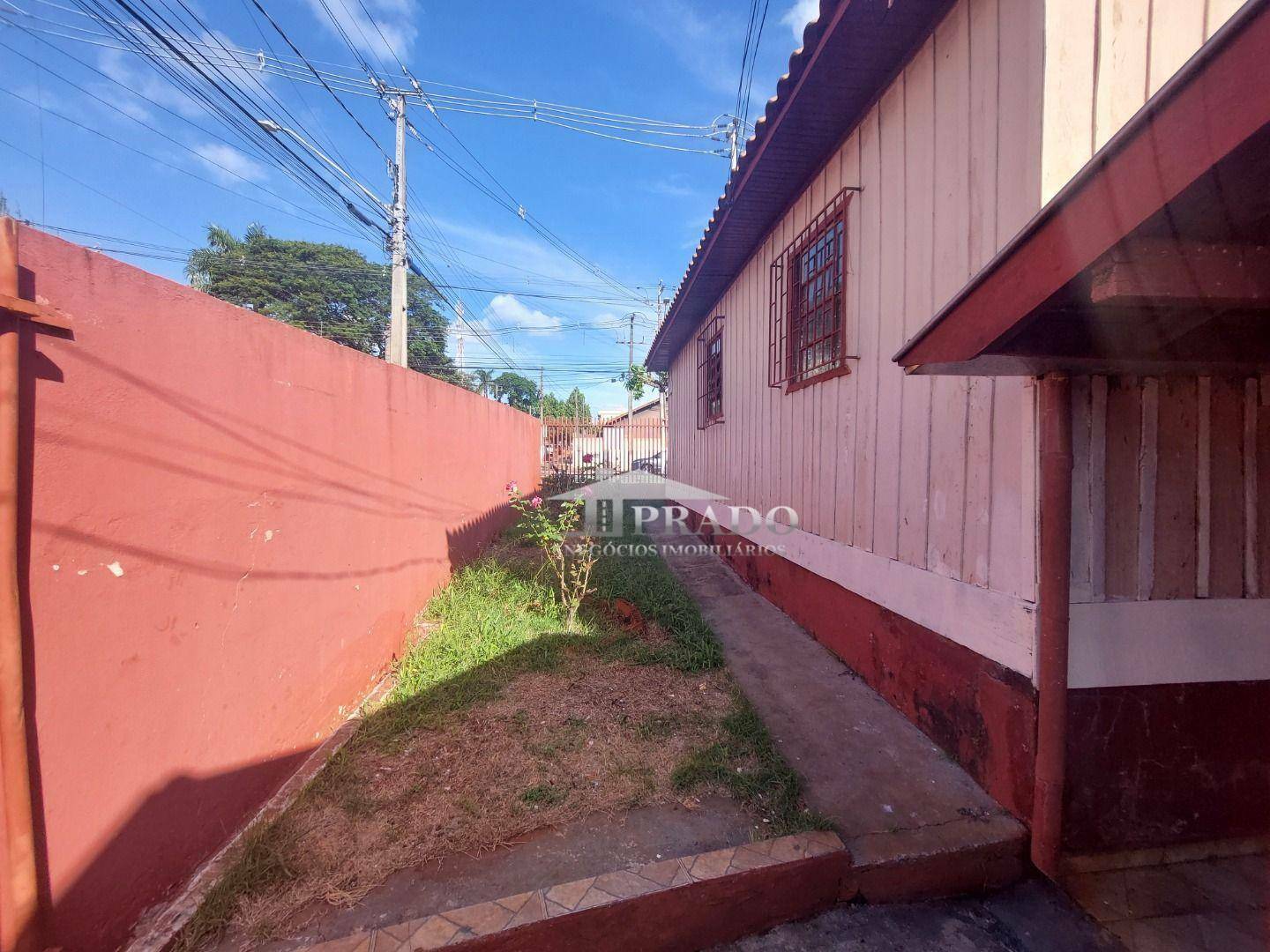 Casa para alugar com 4 quartos, 150m² - Foto 8