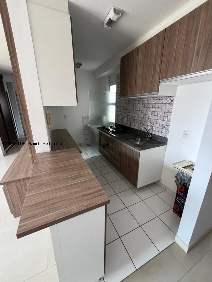 Apartamento à venda com 3 quartos, 70m² - Foto 3