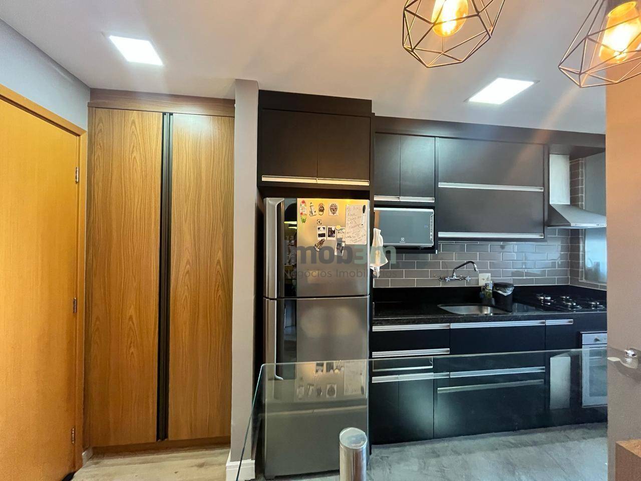 Apartamento à venda com 2 quartos, 69m² - Foto 9