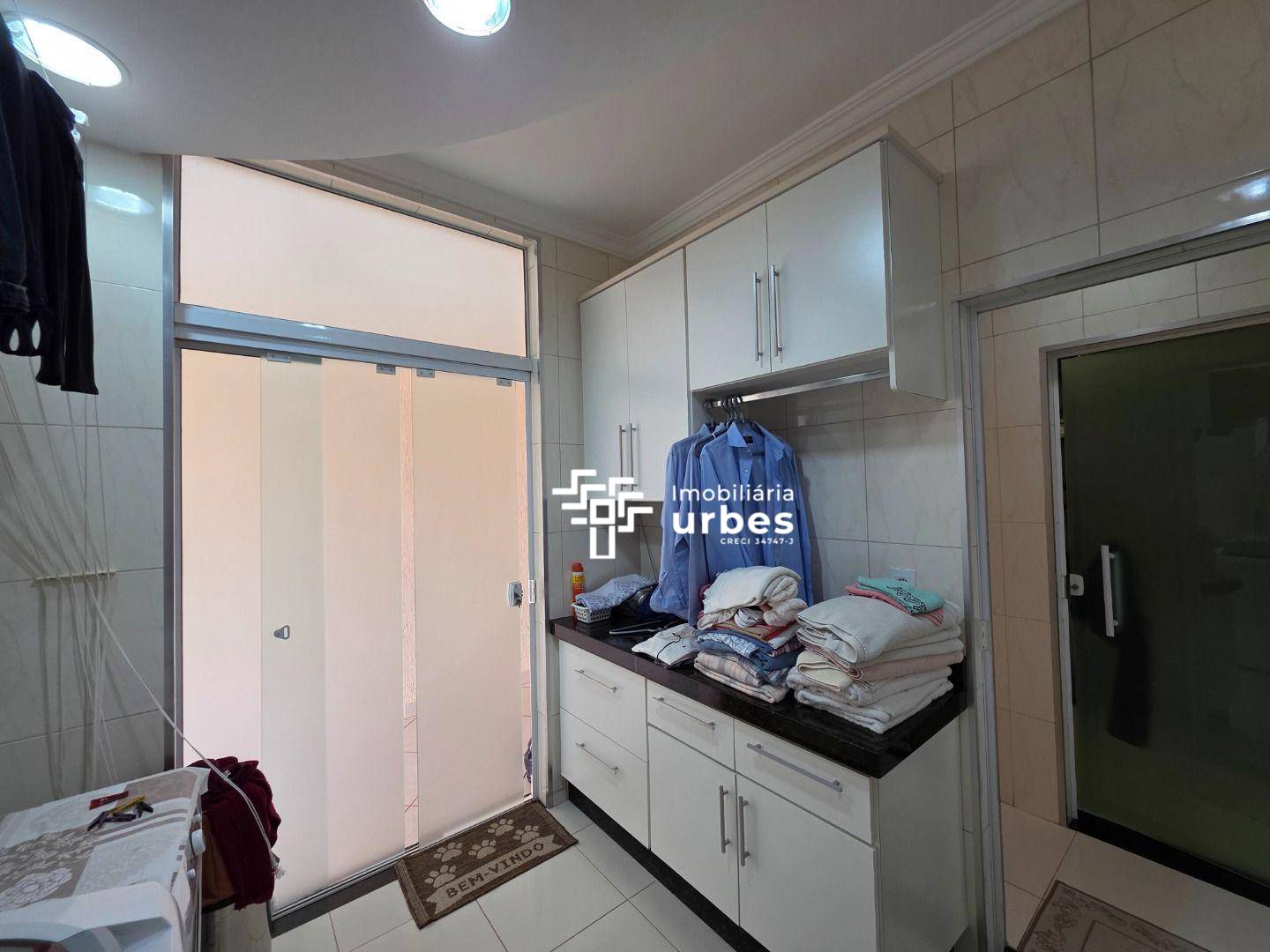 Casa, 3 quartos, 389 m² - Foto 19