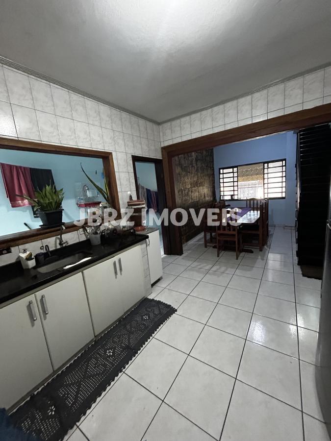 Casa para alugar com 5 quartos, 210m² - Foto 22