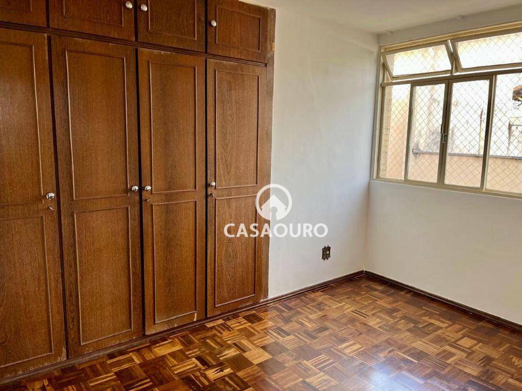 Apartamento à venda com 3 quartos, 112m² - Foto 22