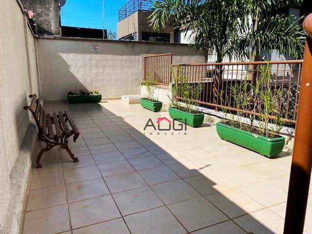 Apartamento à venda com 2 quartos, 44m² - Foto 14