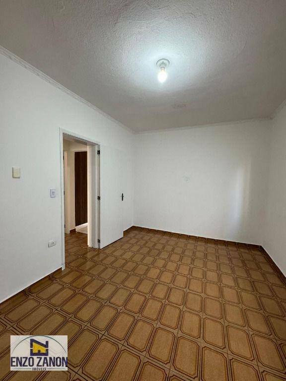 Casa para alugar com 2 quartos, 120m² - Foto 25