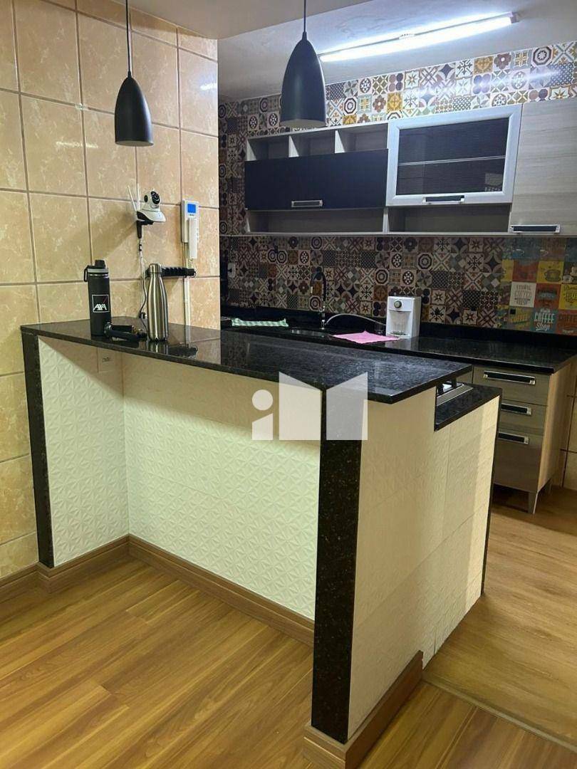 Casa de Condomínio à venda com 4 quartos, 214m² - Foto 8