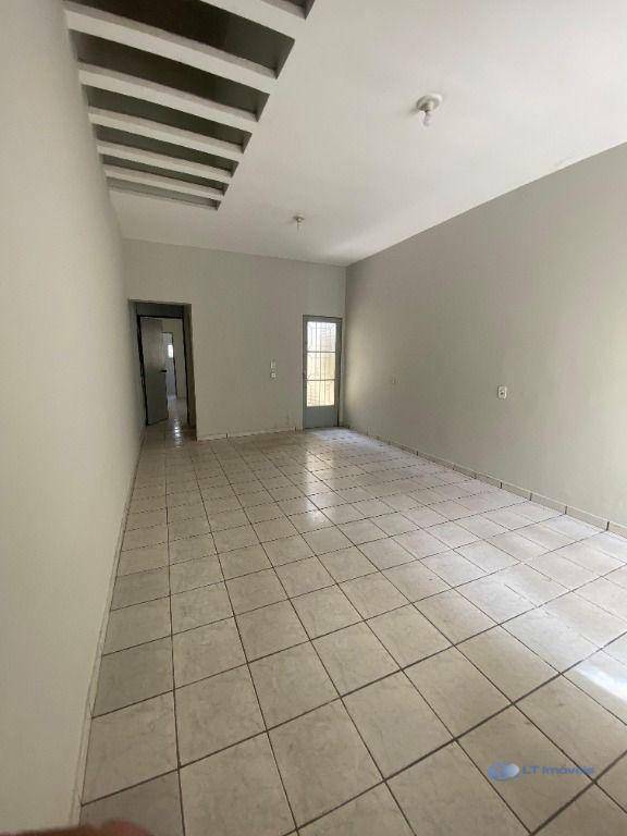 Casa para alugar com 3 quartos, 137m² - Foto 7