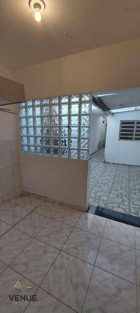 Sobrado à venda com 2 quartos, 163m² - Foto 15