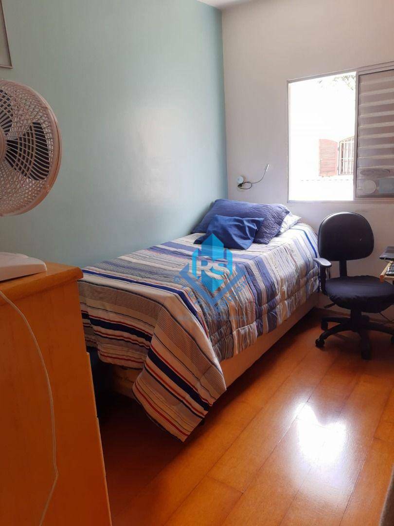 Sobrado à venda com 3 quartos, 200m² - Foto 19