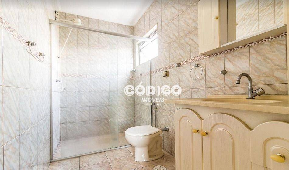 Apartamento à venda com 3 quartos, 90m² - Foto 4