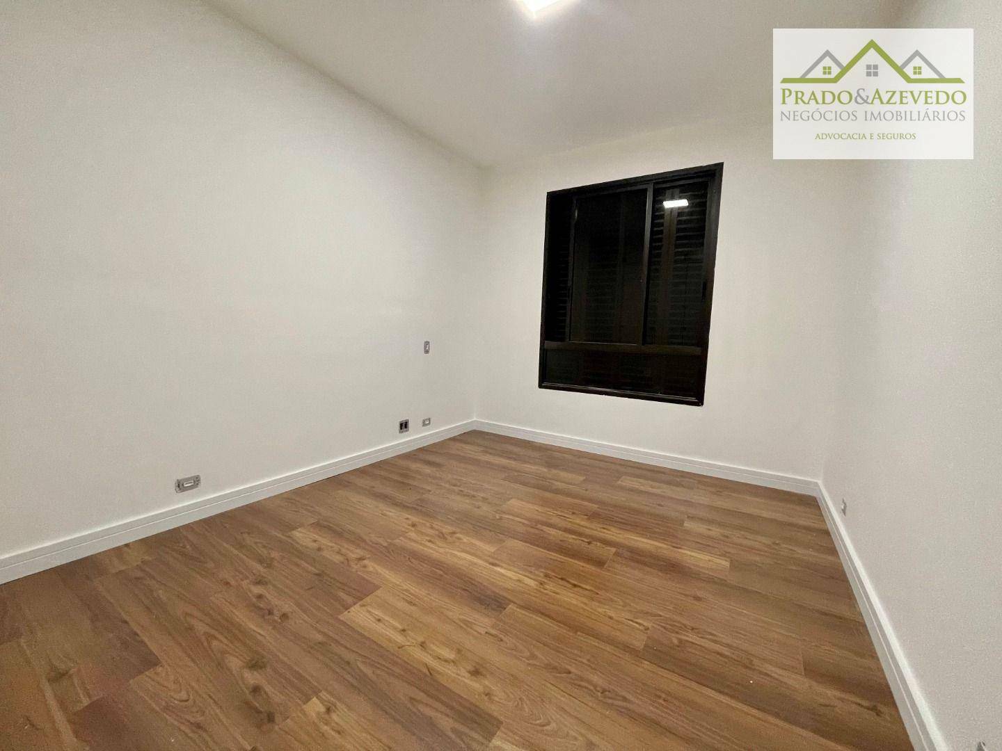 Apartamento à venda com 4 quartos, 245m² - Foto 12