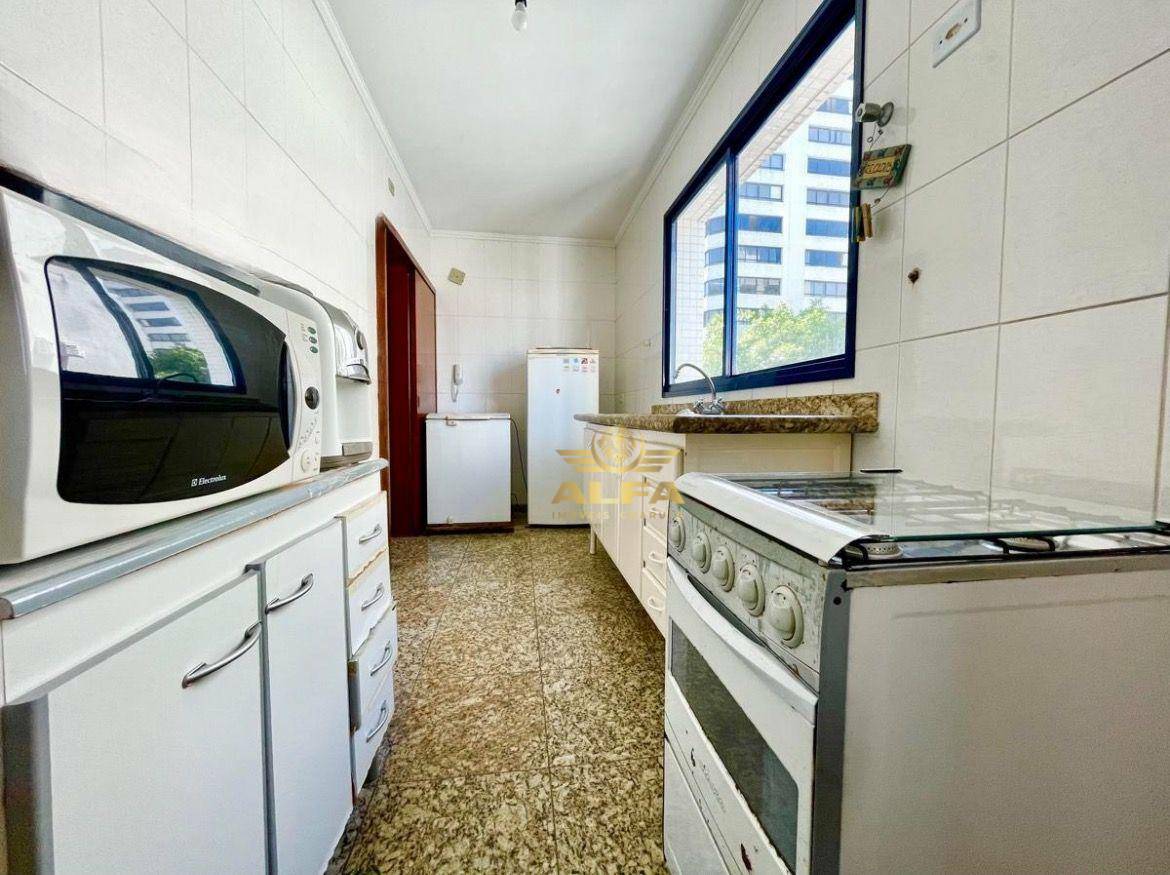 Apartamento à venda com 3 quartos, 120m² - Foto 18