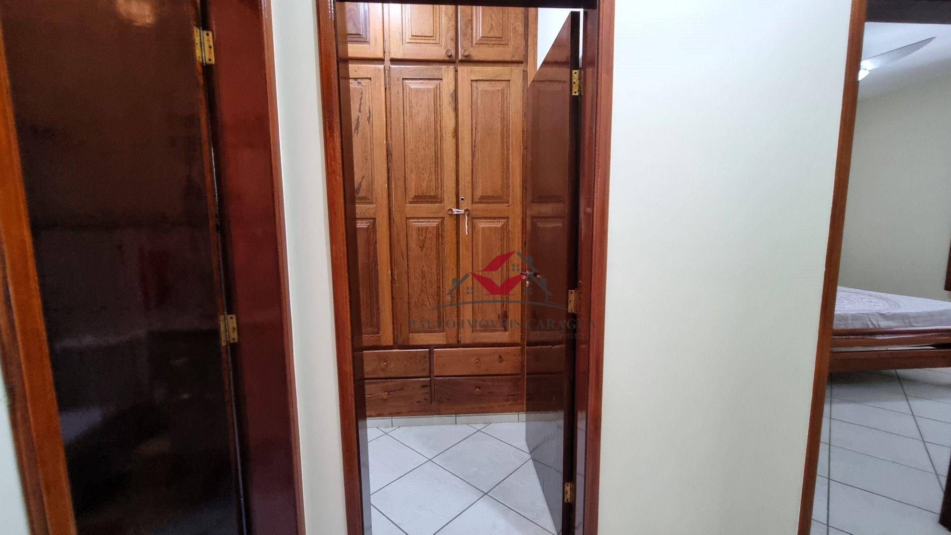 Casa de Condomínio à venda com 6 quartos, 358m² - Foto 12