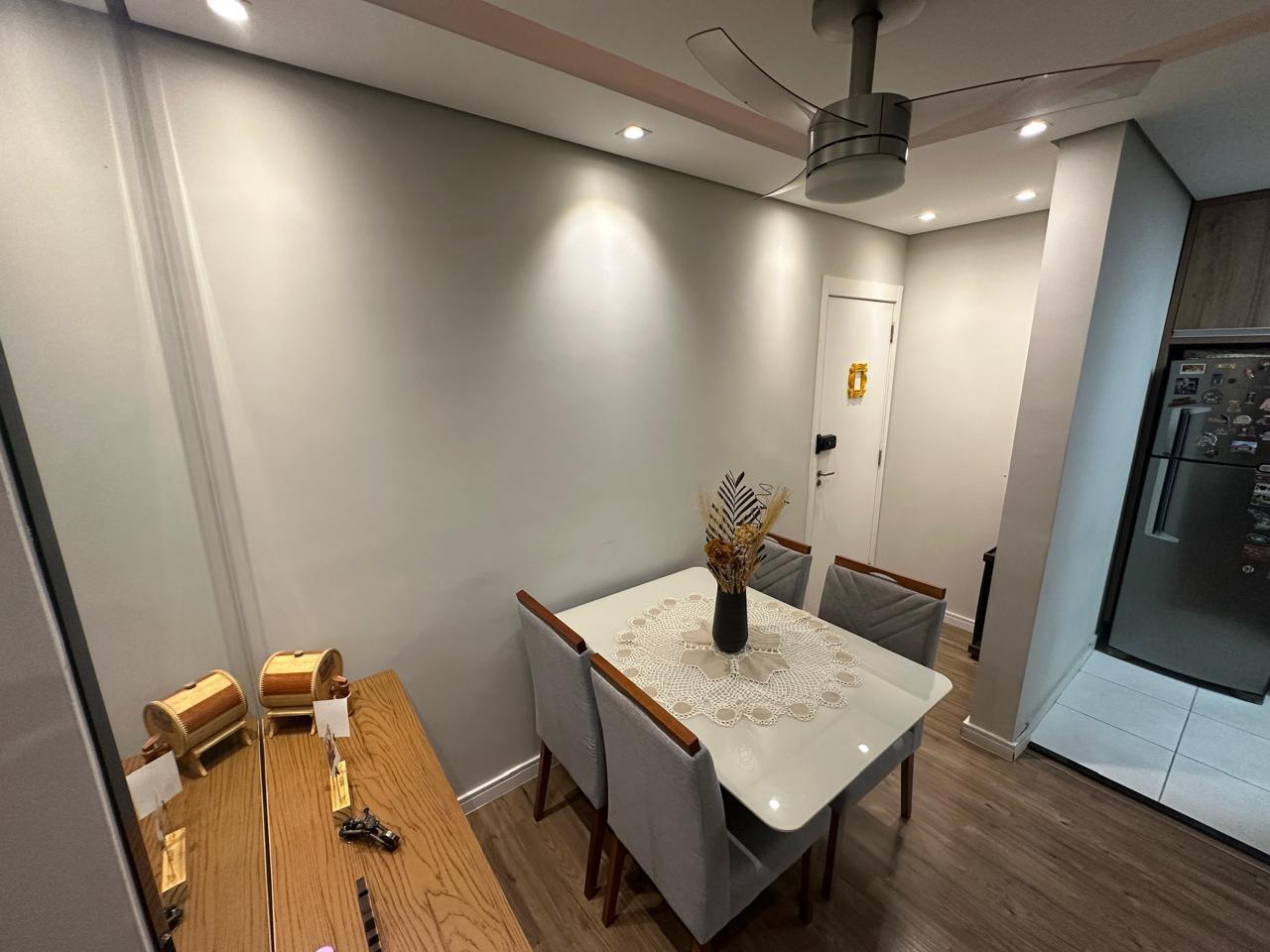 Apartamento à venda com 2 quartos, 61m² - Foto 18