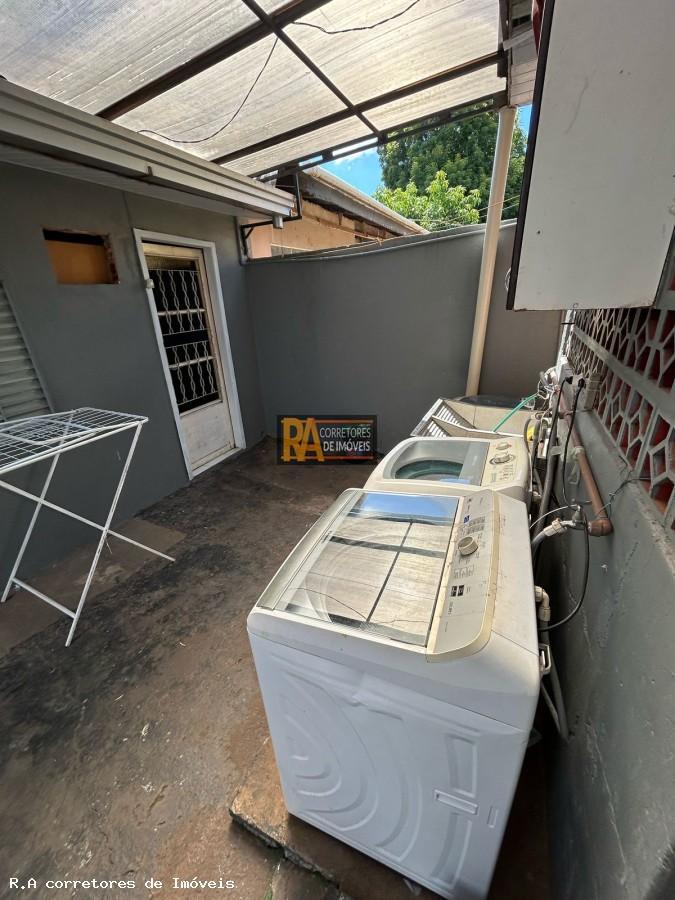 Casa à venda com 3 quartos, 300m² - Foto 22