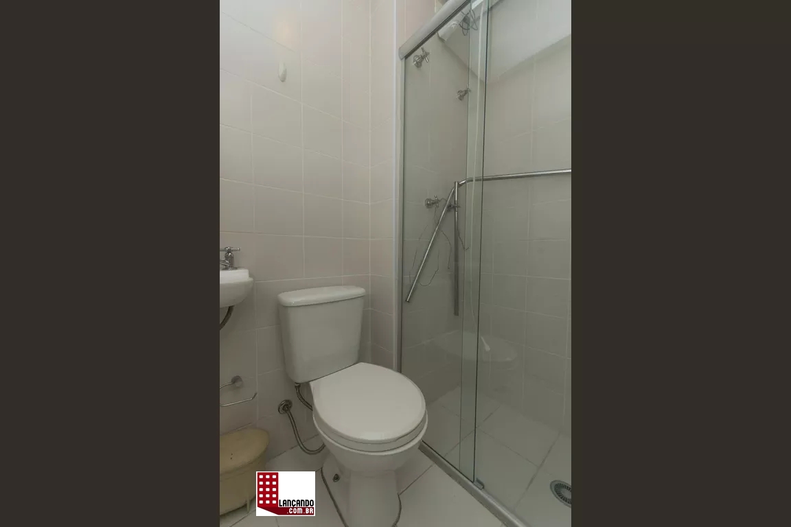 Apartamento à venda com 3 quartos, 213m² - Foto 12