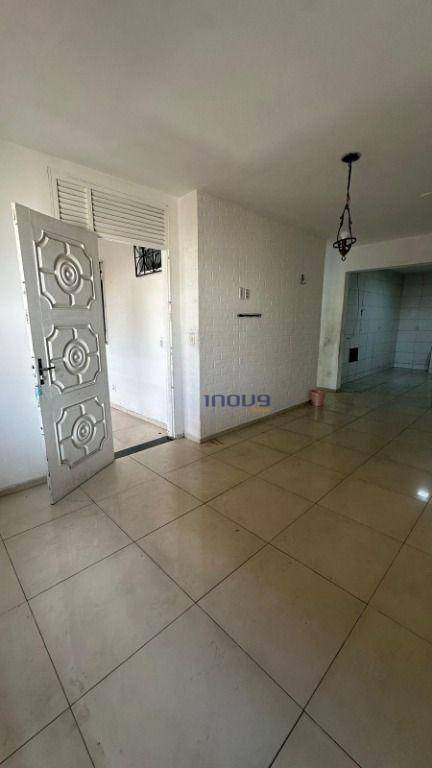 Casa, 4 quartos, 210 m² - Foto 5