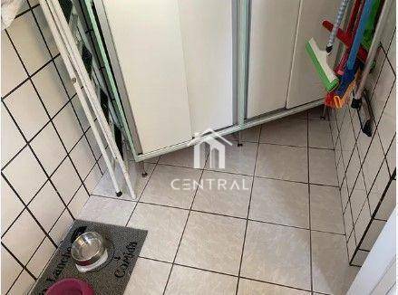 Apartamento à venda com 2 quartos, 62m² - Foto 8