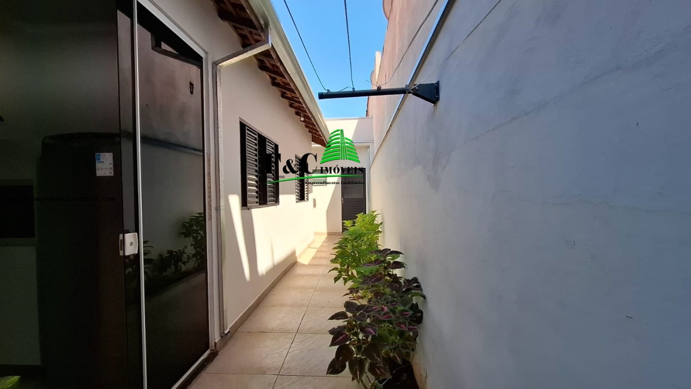 Casa à venda com 2 quartos, 140m² - Foto 20