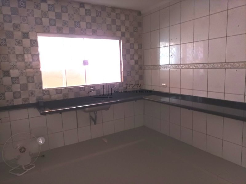 Casa à venda com 4 quartos, 258m² - Foto 5