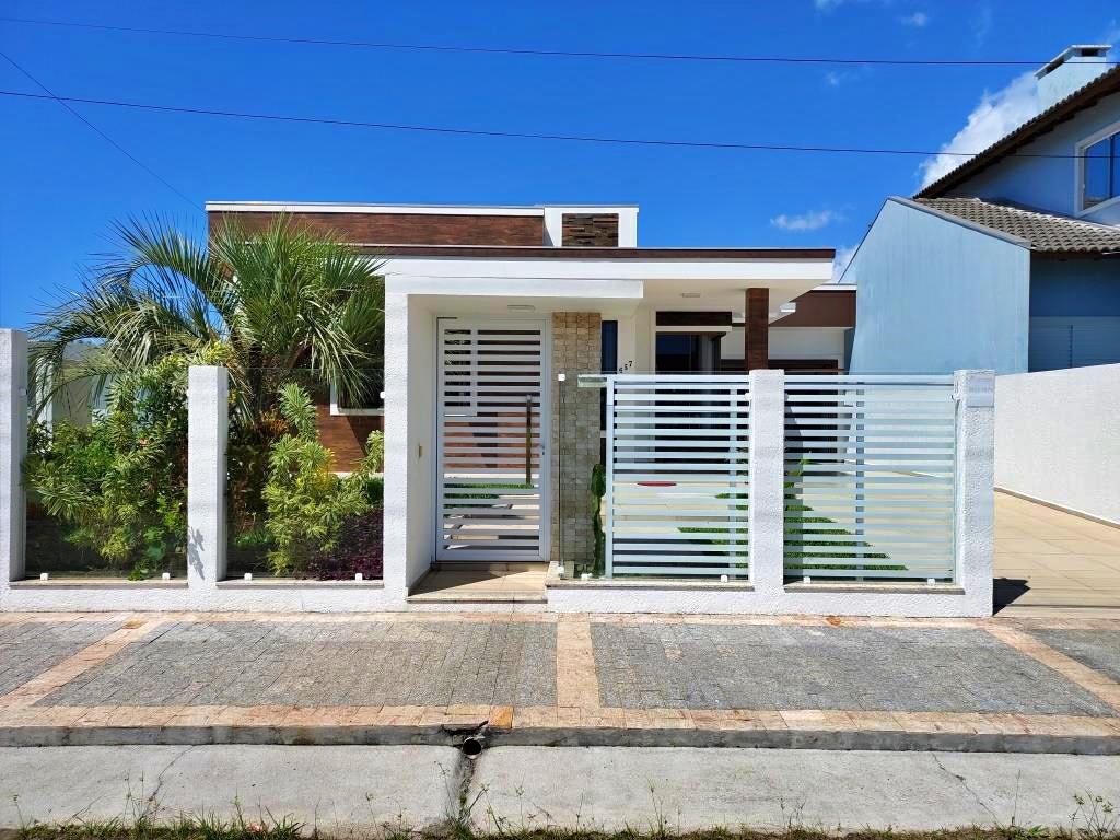 Casa à venda com 3 quartos, 145m² - Foto 2