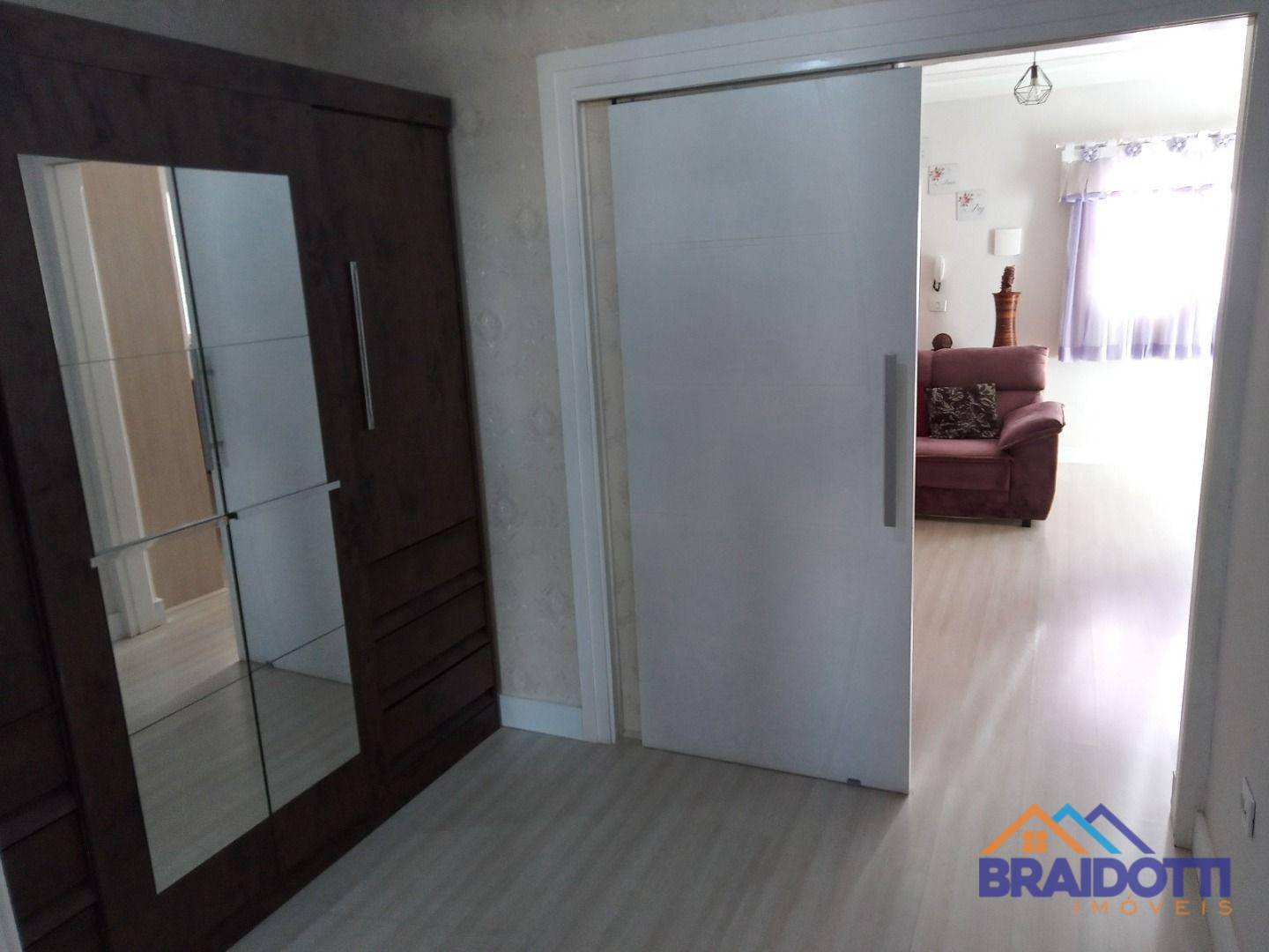 Apartamento à venda com 2 quartos, 70m² - Foto 10