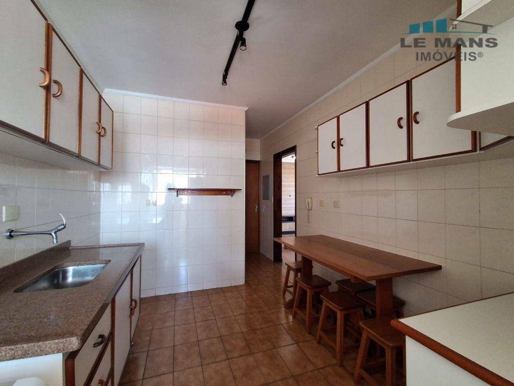 Apartamento à venda com 2 quartos, 68m² - Foto 6