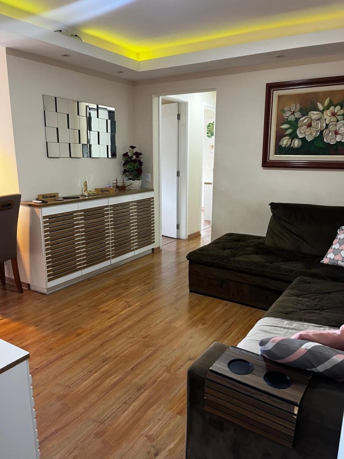 Apartamento à venda com 2 quartos, 60m² - Foto 2