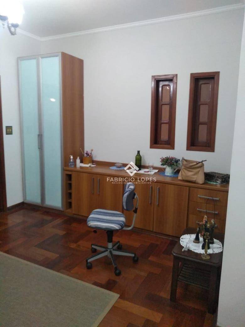 Casa para alugar com 3 quartos, 120m² - Foto 17