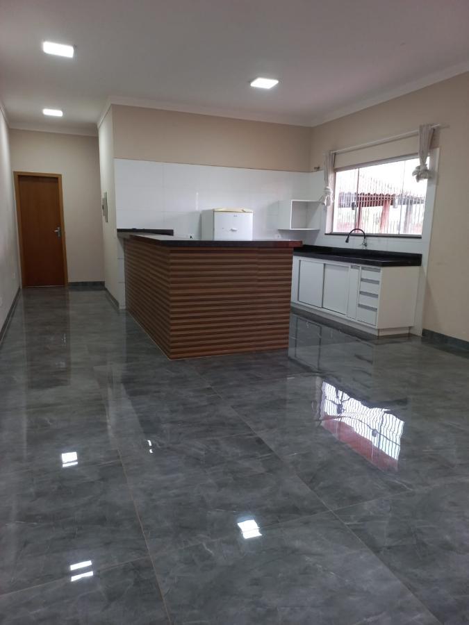 Chácara à venda com 2 quartos, 1260m² - Foto 2