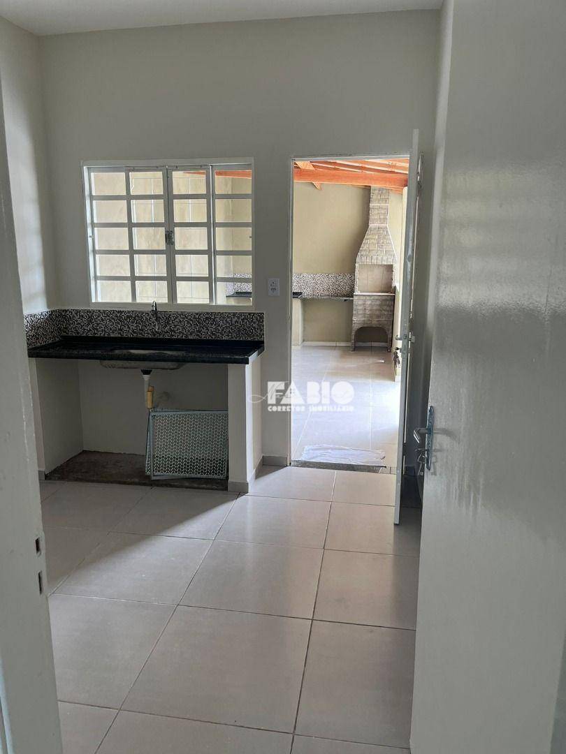 Casa à venda com 2 quartos, 99m² - Foto 5