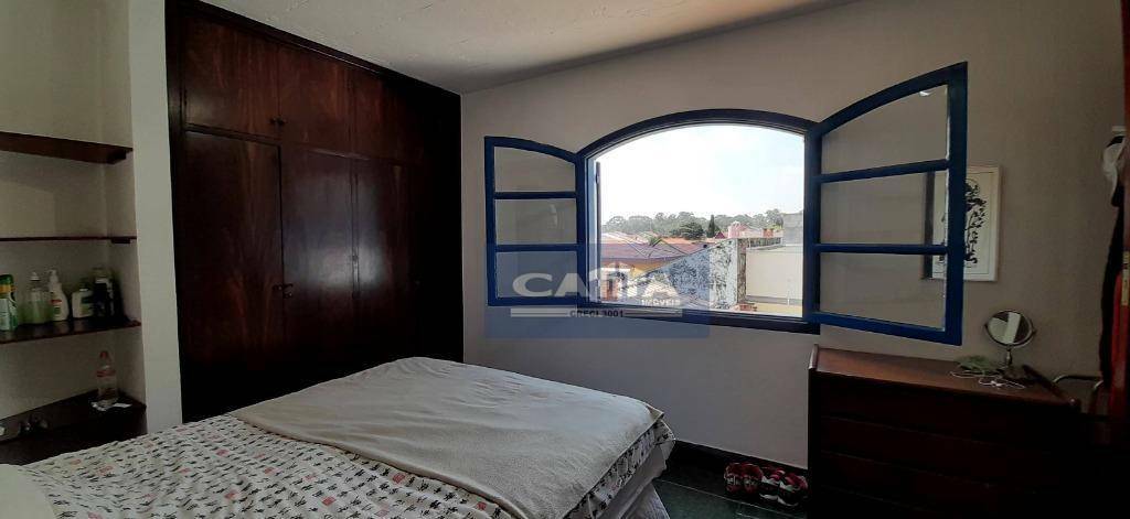 Casa à venda com 3 quartos, 366m² - Foto 20