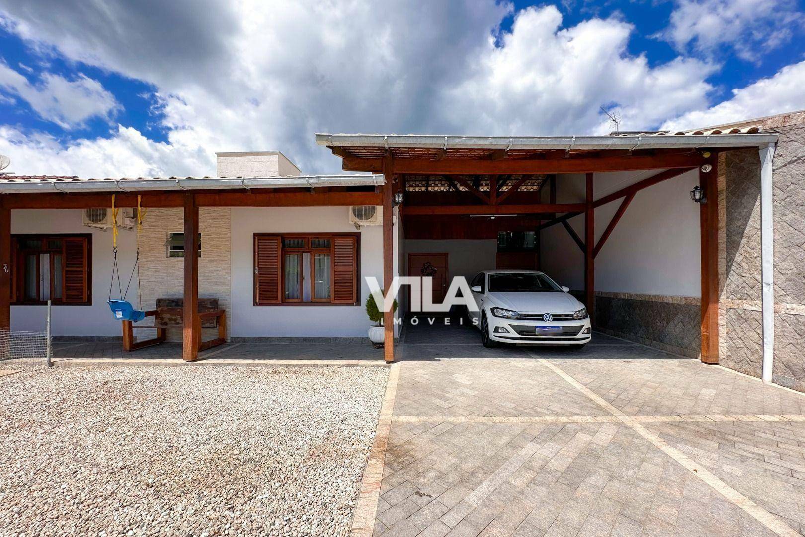 Casa à venda com 3 quartos, 229m² - Foto 3