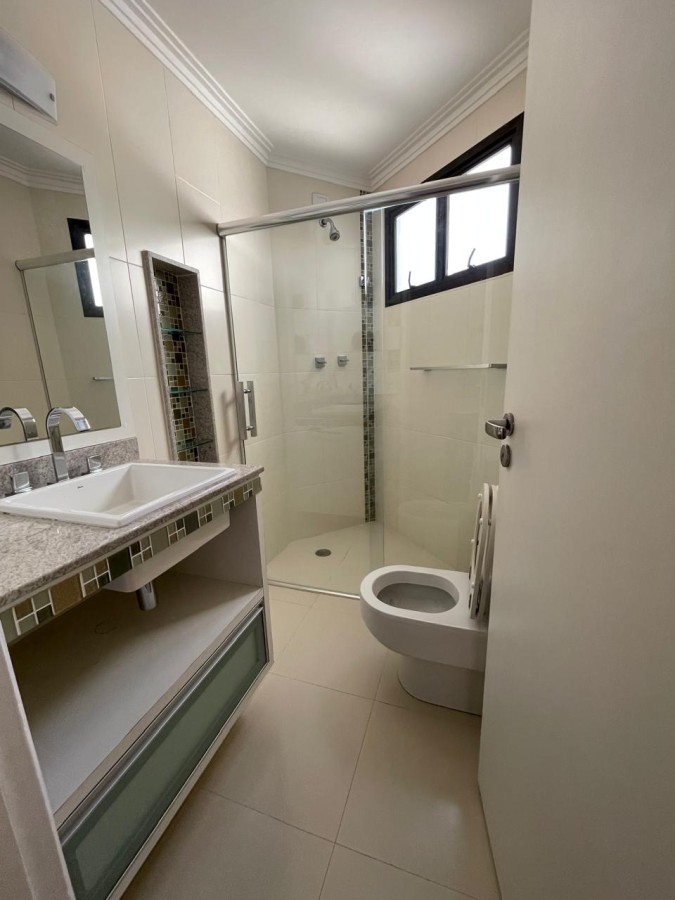 Apartamento para alugar com 3 quartos, 113m² - Foto 18