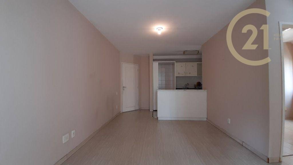 Apartamento à venda com 2 quartos, 52m² - Foto 7