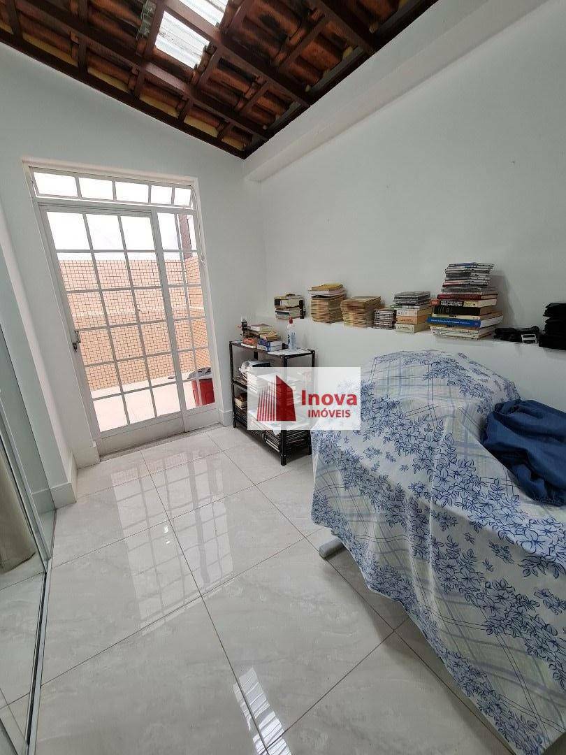 Apartamento à venda com 3 quartos, 140m² - Foto 28