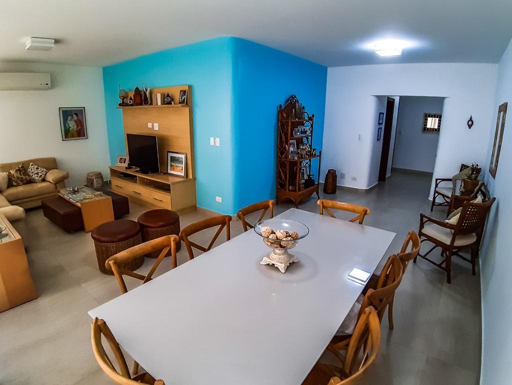 Apartamento à venda com 3 quartos, 140m² - Foto 1