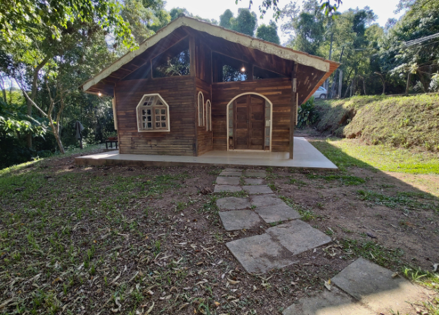 Casa à venda com 3 quartos, 1000m² - Foto 6