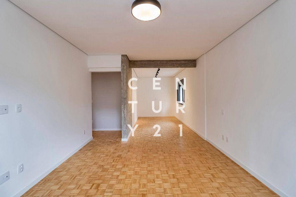 Apartamento à venda com 3 quartos, 220m² - Foto 32