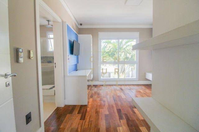 Casa de Condomínio à venda com 3 quartos, 388m² - Foto 17