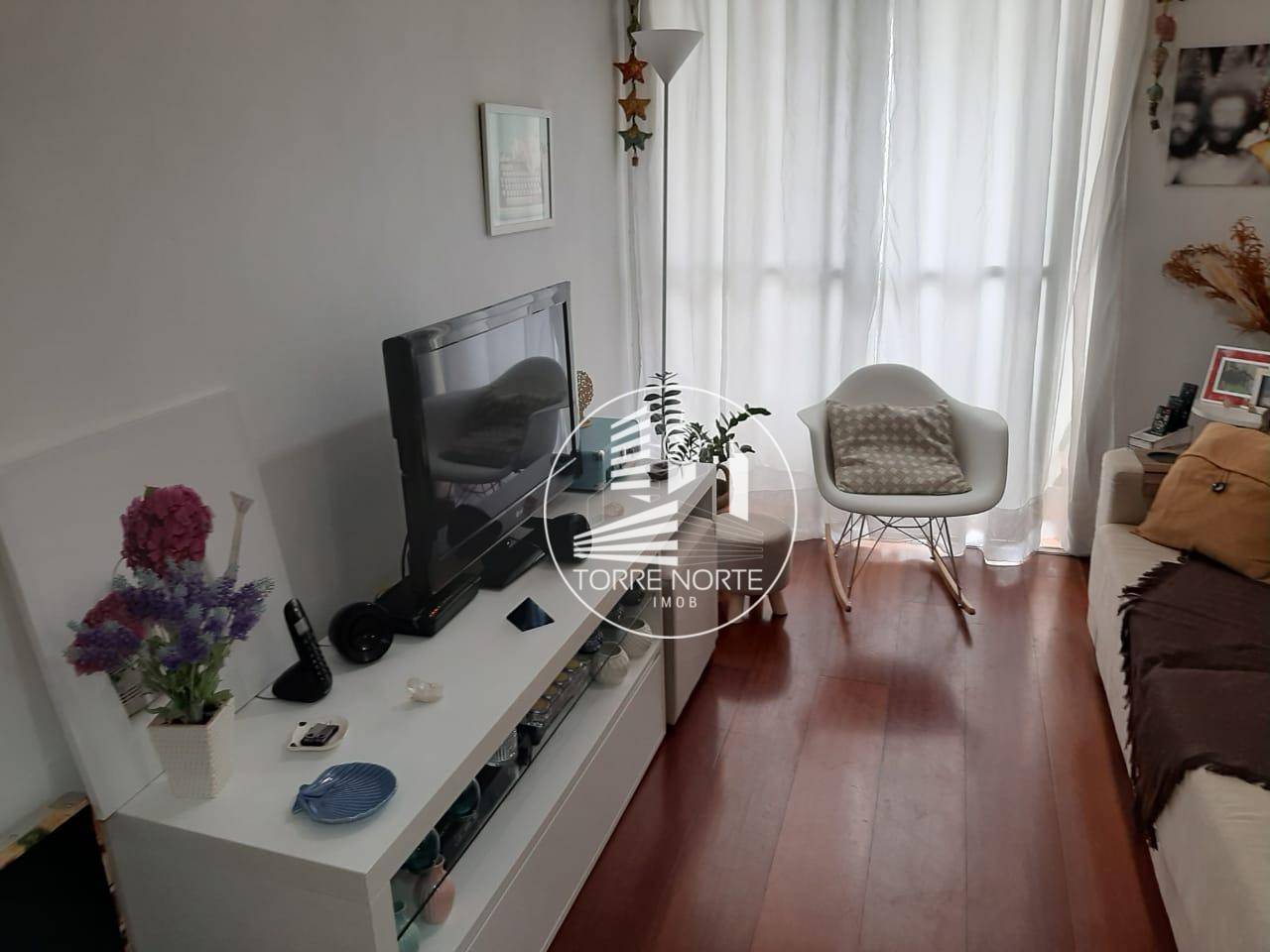 Apartamento à venda com 2 quartos, 60m² - Foto 5