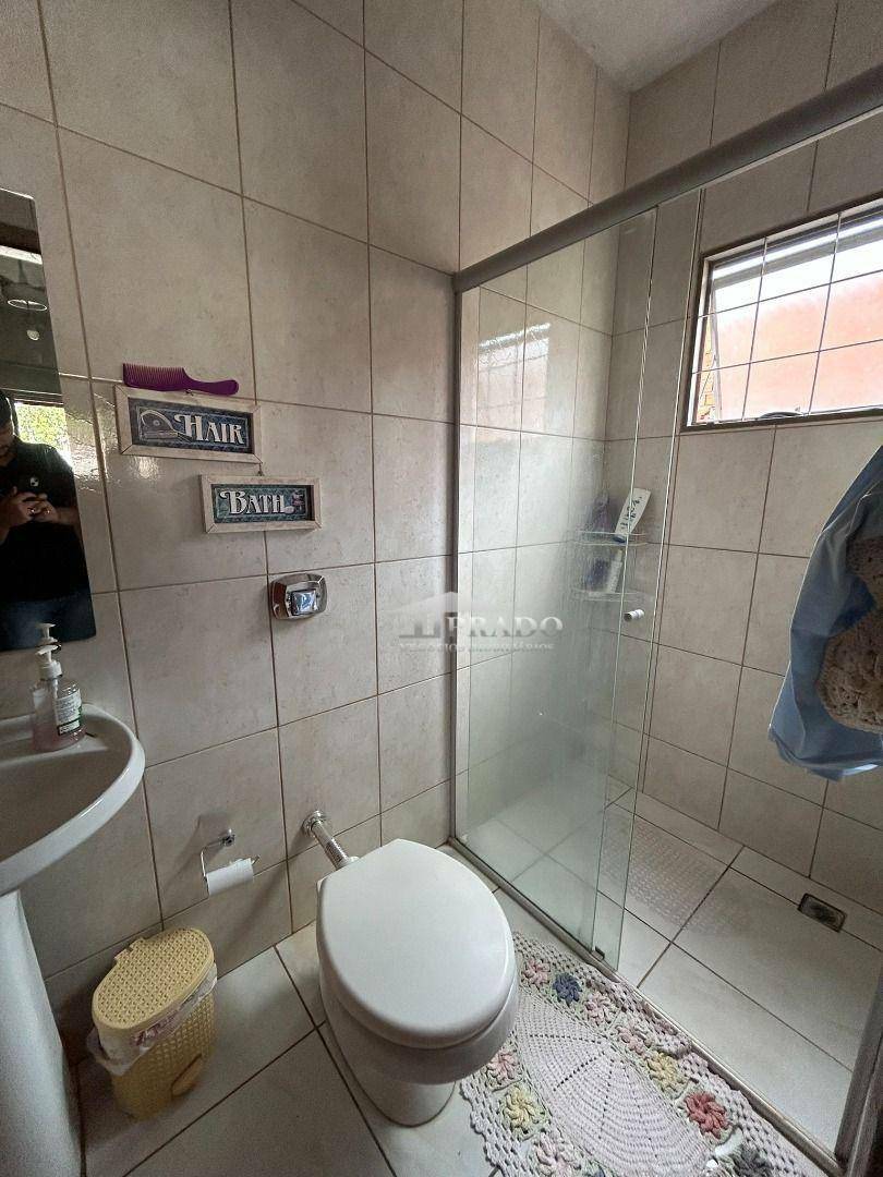Casa à venda com 3 quartos, 185m² - Foto 6