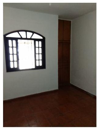 Casa à venda com 2 quartos, 70m² - Foto 1