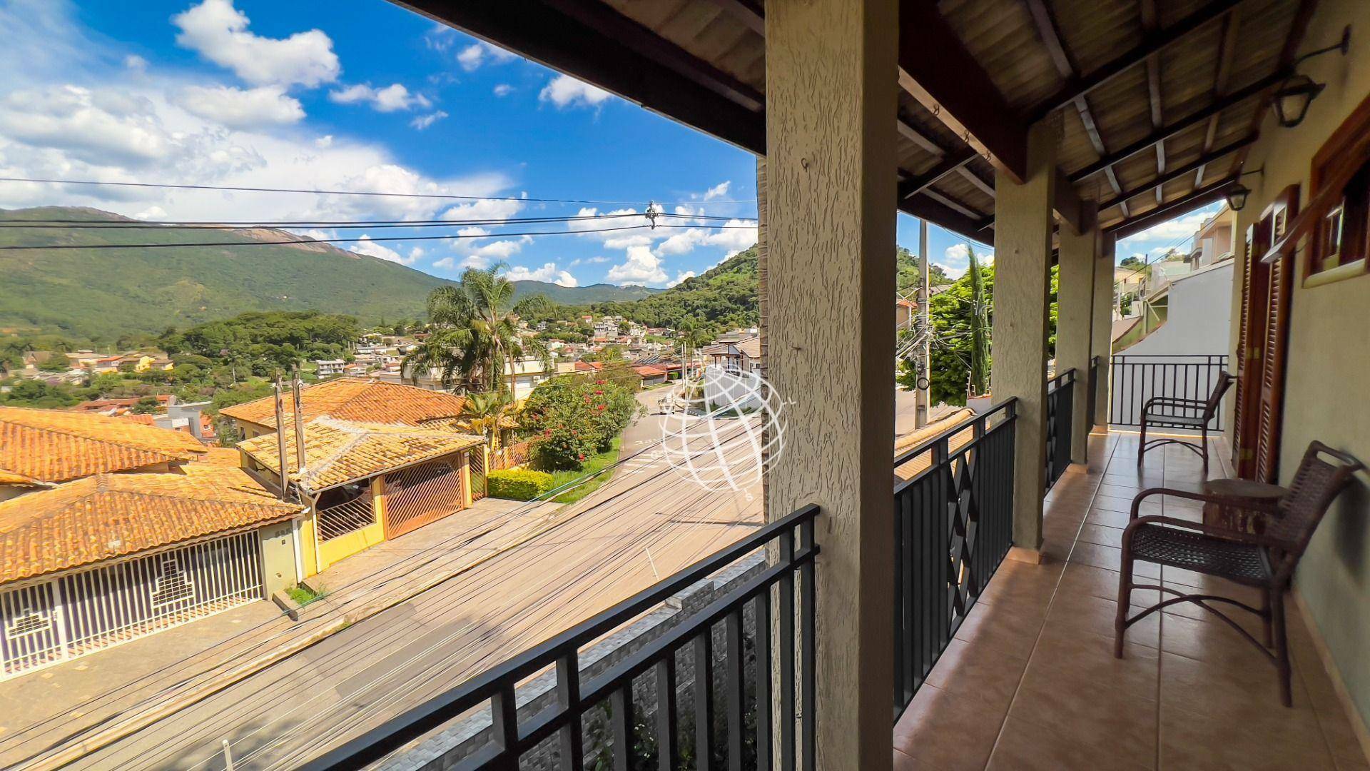 Casa à venda com 3 quartos, 246m² - Foto 35