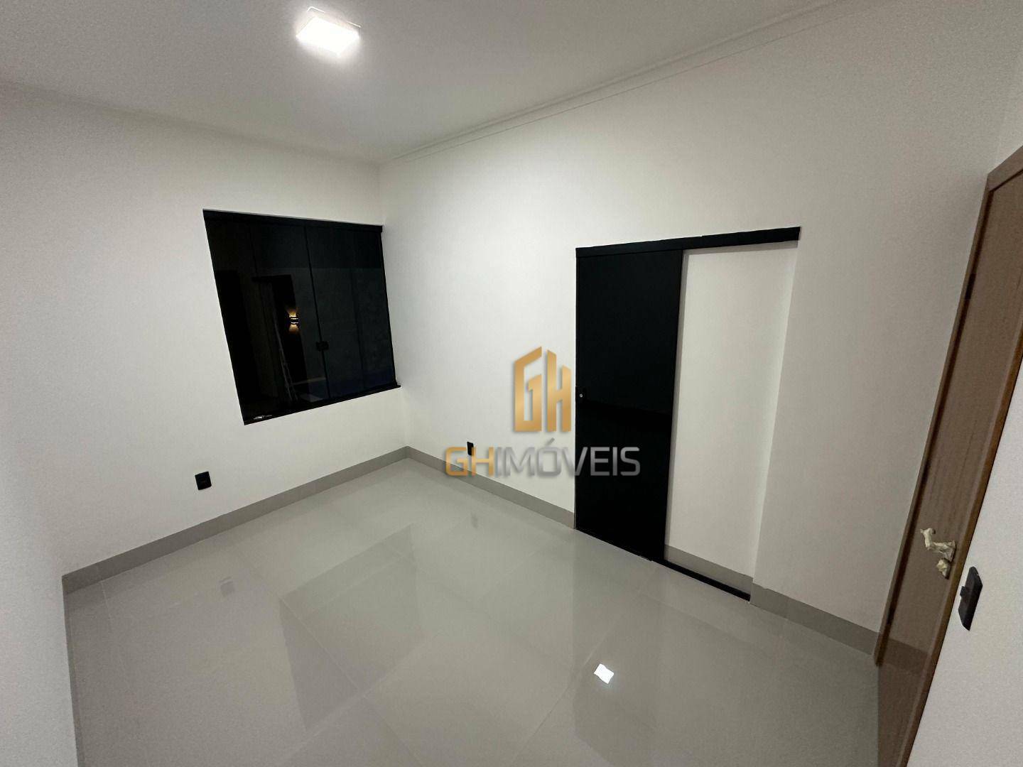 Casa à venda com 3 quartos, 120m² - Foto 10