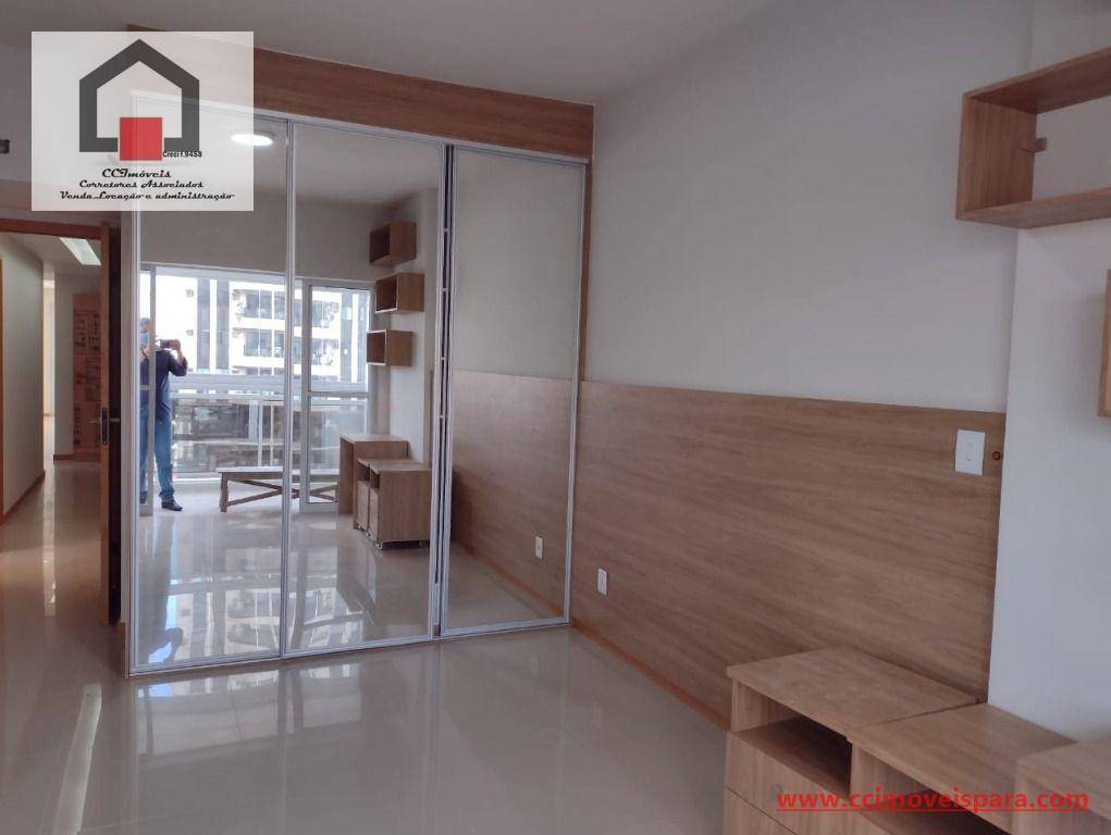 Apartamento para alugar com 3 quartos, 181m² - Foto 12