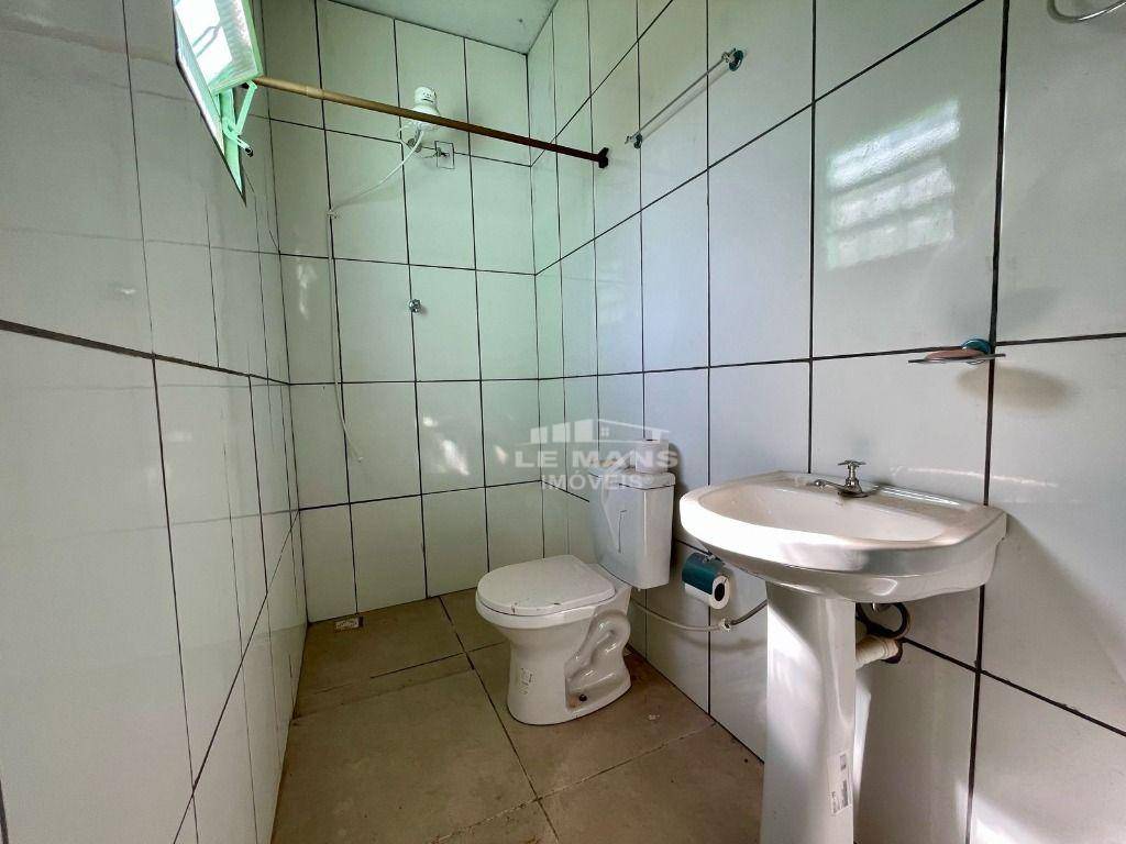 Chácara à venda com 3 quartos, 196m² - Foto 11